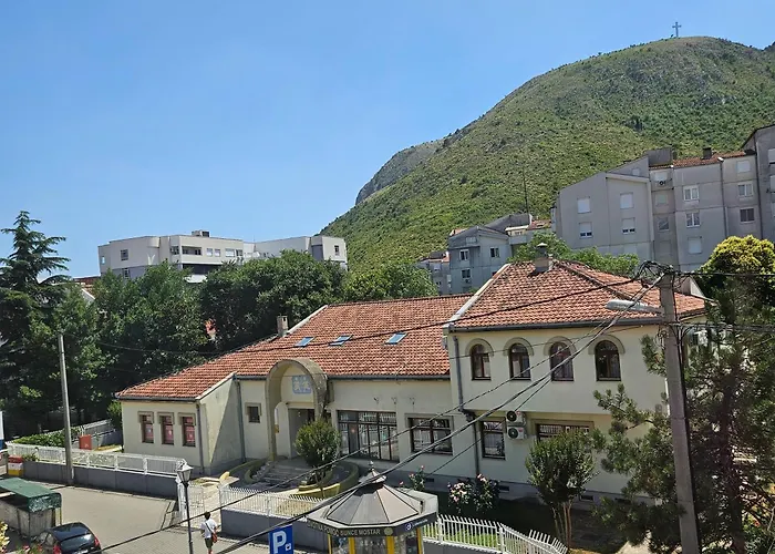 Pansion Most , Mostar